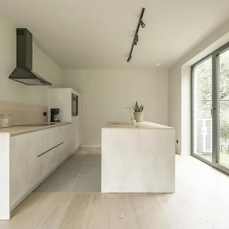 Aan De Maas - Vakantiewoning Neerhof