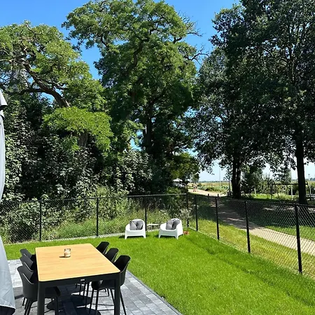 Aan De Maas - Vakantiewoning Neerhof *