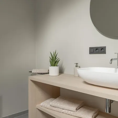Aan De Maas - Vakantiewoning Neerhof 펜션